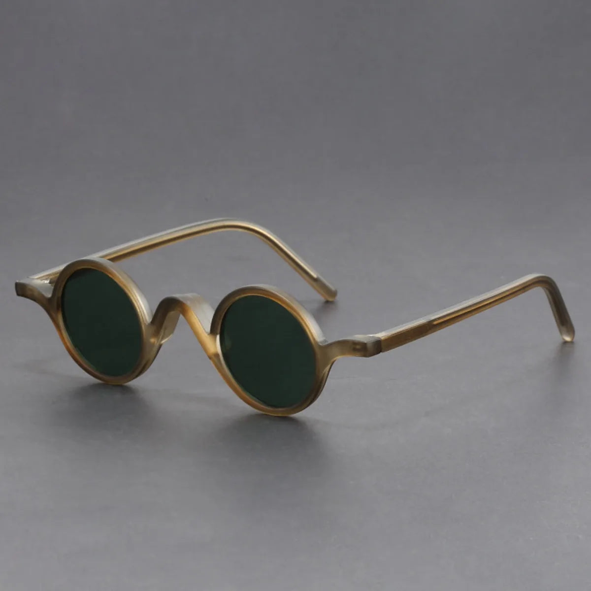 Artera Shades